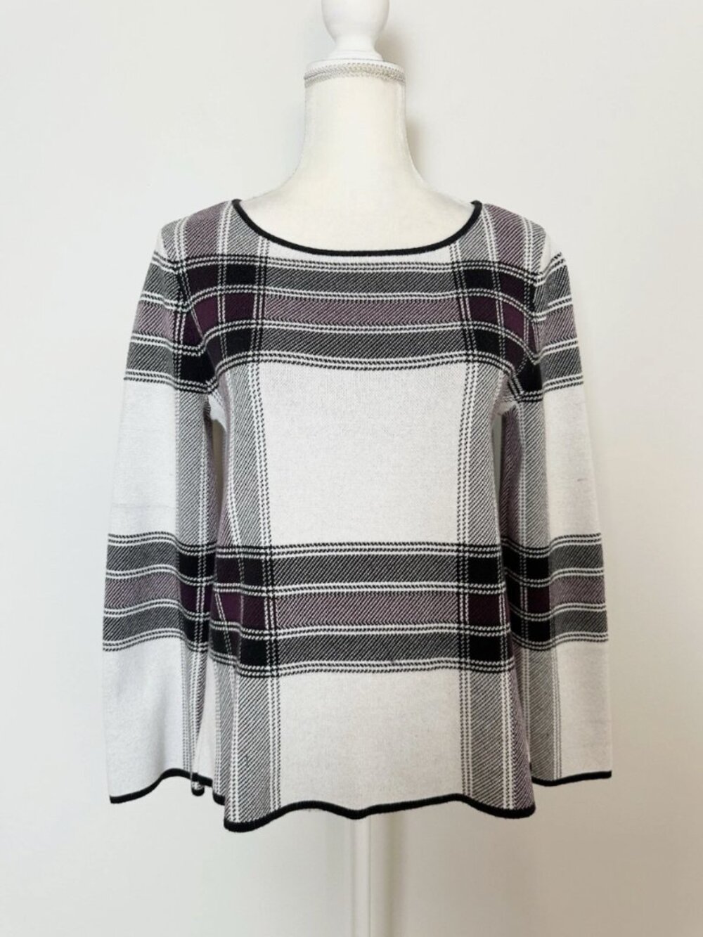 Ann Taylor Factory Plaid Boatneck Sweater Gray Black Plum Size M